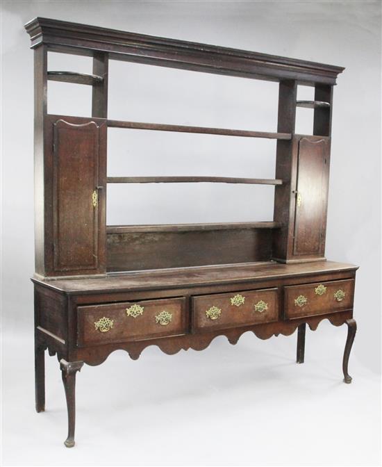 A mid 18th century Shropshire oak dresser, W.7ft H.6ft 11in.